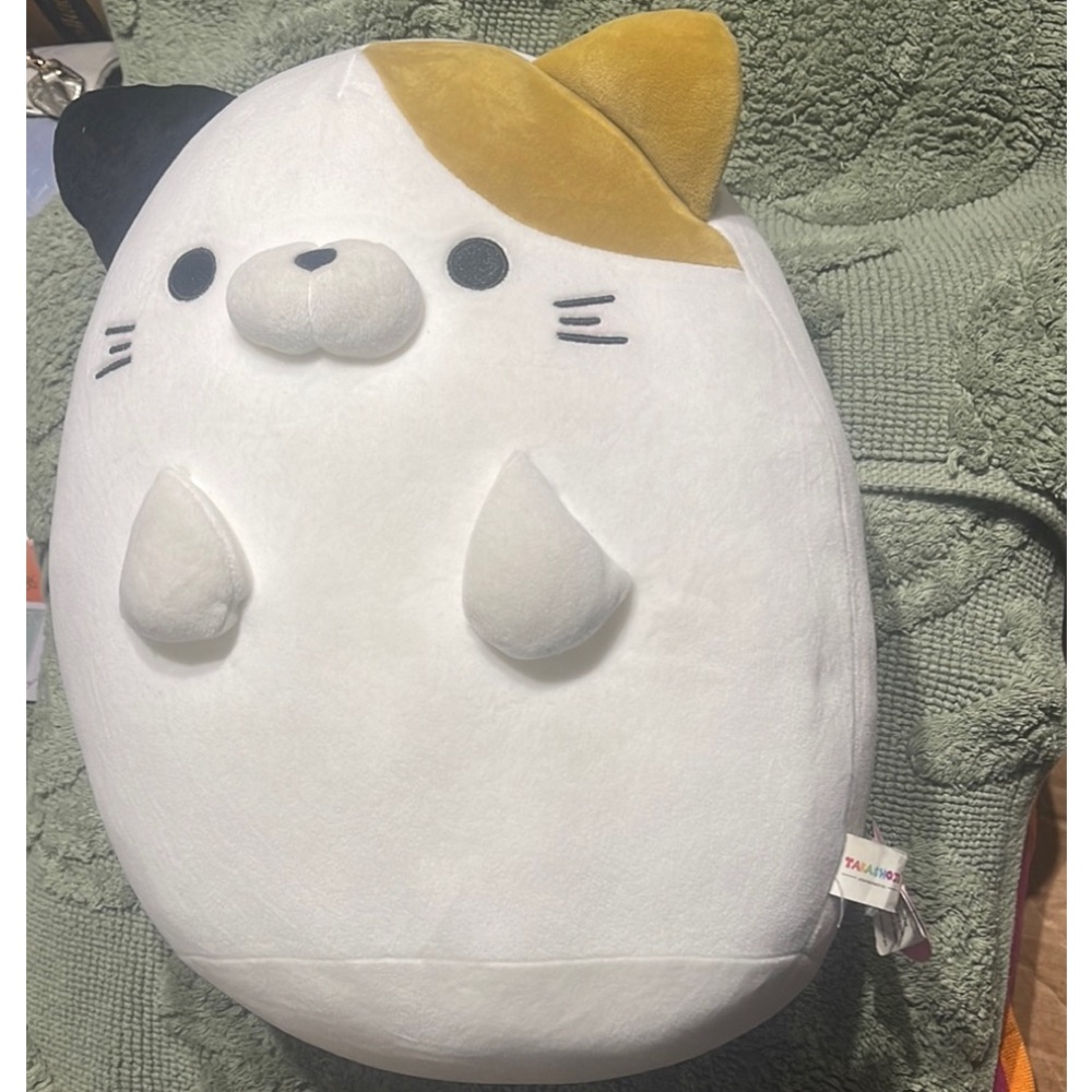 Takara White and Gold Cat Plush